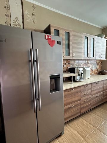 Лесі Українки вул., 21