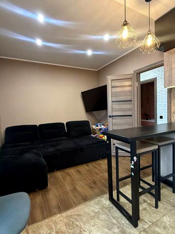 Демнянська вул., 3