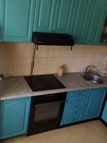 Героїв просп., 12