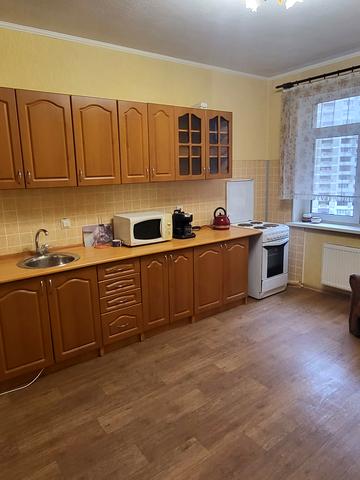 Олександра Мишуги вул., 2