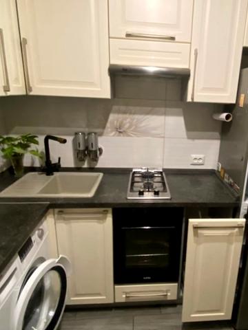 Євгена Танцюри вул., 47