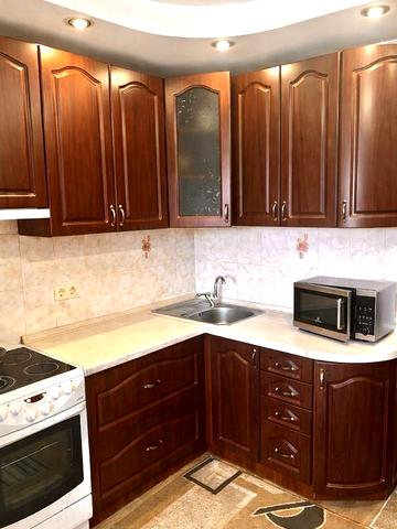 Оноре де Бальзака вул., 70