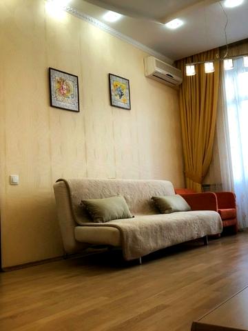 Алли Горської пров. (Чеслава Бєлінського), 10