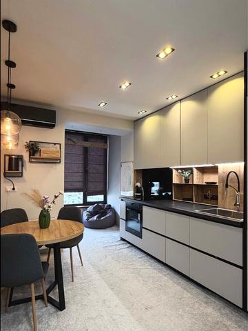 Чубинського вул., 8-А