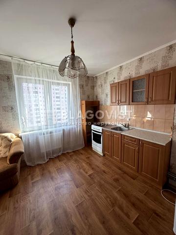 Здолбунівська вул., 13