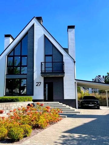 Острозького, 27