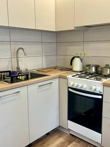 Короля Данила вул., 11а