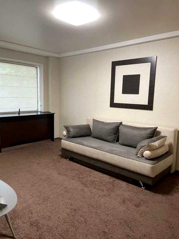 Перемоги вул., 79