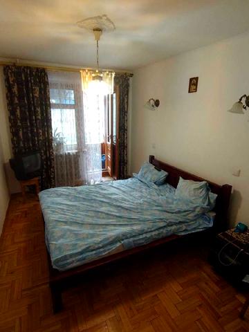 Повітряна вул., 65