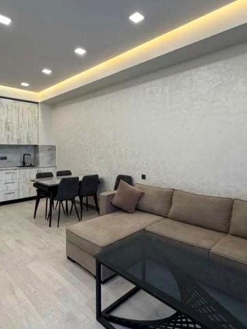 Китайська вул., 18