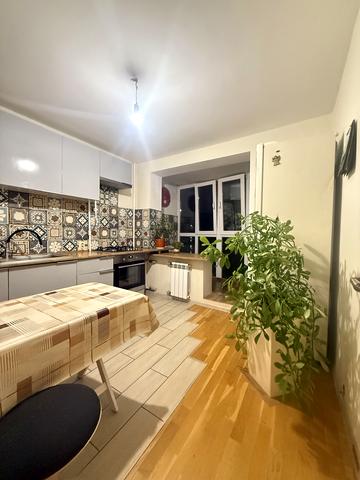 Володимира Івасюка просп. (Героїв Сталінграду), 13-А