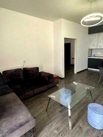 Залізнична вул., 8