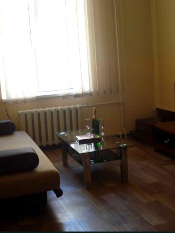 Дерибасівська вул., 18