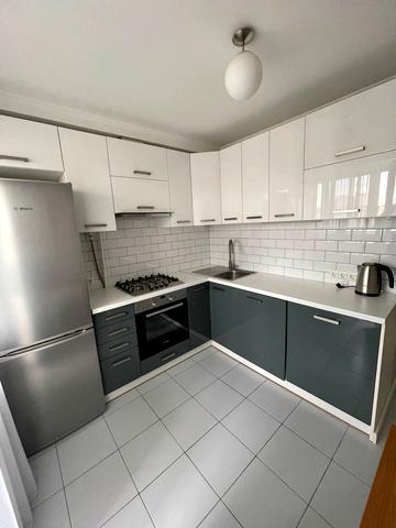 Олександра Архипенка вул. (Мате Залки), 8-Б
