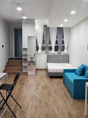 Павла Лі пров. (Московський), 2-Б