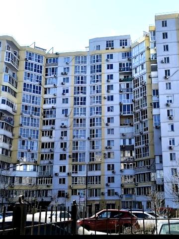 Середньофонтанська вул., 30/1