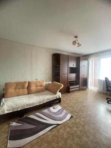 Євгена Чикаленка вул., 83