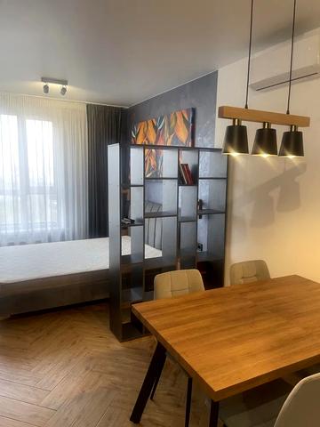 Олени Теліги вул., 25