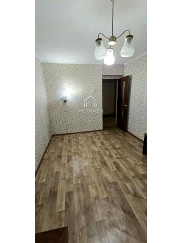 Олега Адамовського вул. (Камська), 1