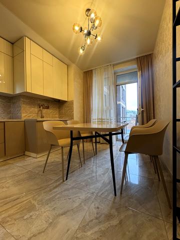 Маєра Балабана вул., 12