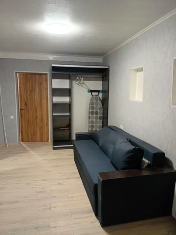 Левка Лукяненка вул. (Маршала Тимошенка), 1