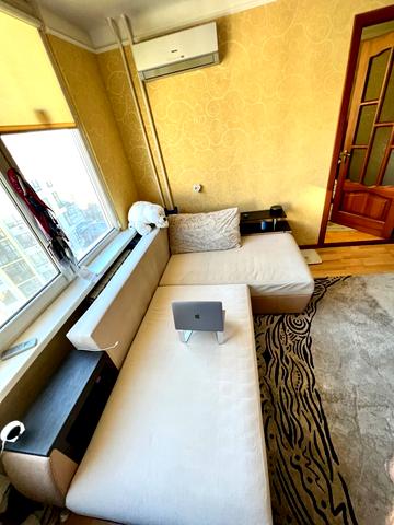 Космічна вул., 4