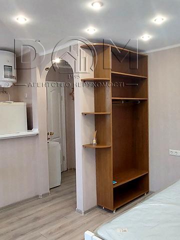 Науки просп., 11