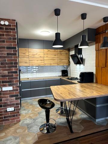 Княгині Ольги вул., 100л