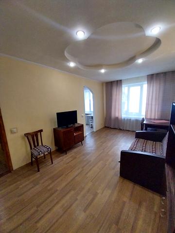 Андрія Головка вул., 27