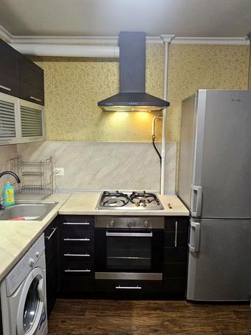 Ентузіастів вул., 13