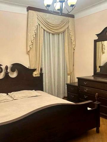 Теофіла Окуневського вул., 8