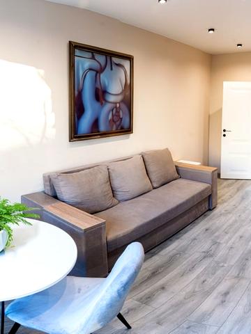 Донецька вул., 57