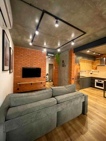 Камянська вул. (Дніпродзержинська), 128