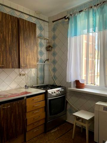 Жовтнева вул., 3