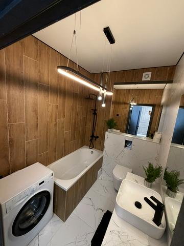 Шнеєрсона вул., 2-Б