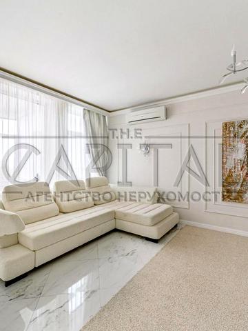 Лесі Українки бульв., 7-Б