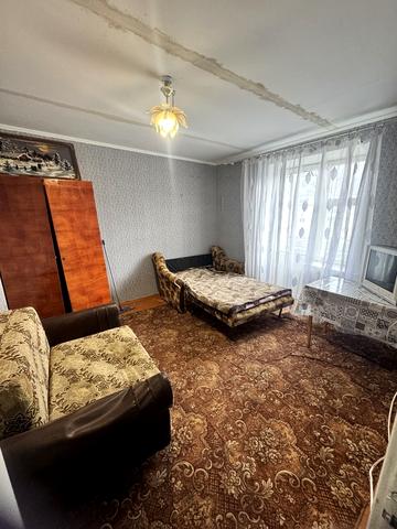 Захисників України вул. (Льотчиків-Визволителів), 37а