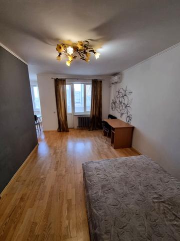 Академіка Палладіна просп., 25