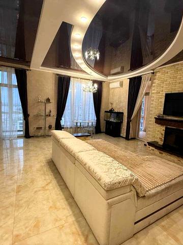 Ливарна вул., (Будинок 2)