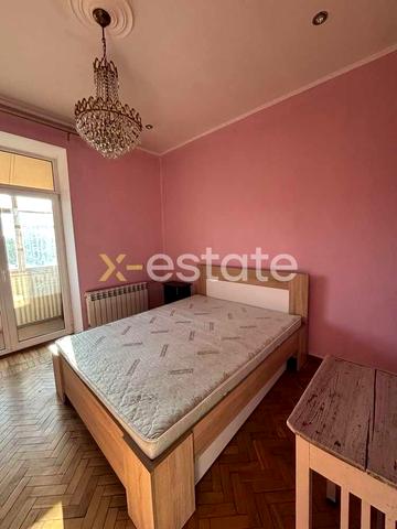 Університетська вул., 37/39