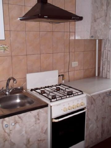 Космонавтів просп., 23