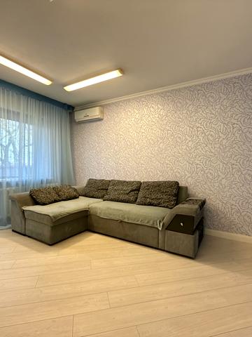 Автозаводська вул., 43