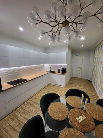 Симона Петлюри вул. (Черняховського), 11-Г