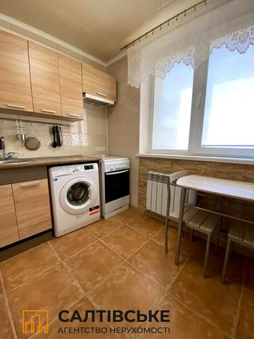 Нескорених вул., 17б