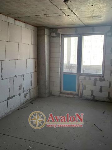 Владислава Бувалкіна вул. (Бочарова Генерала), 73