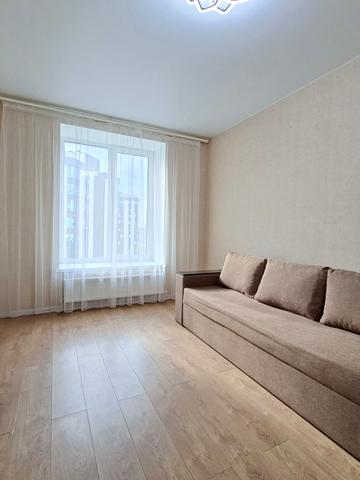 Героїв Небесної Сотні просп., (Будинок 24/1-24/2)