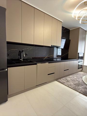 Приозерна вул., (Будинок 25)