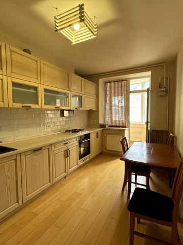 Добровольців вул. (Маршала Говорова), 10д