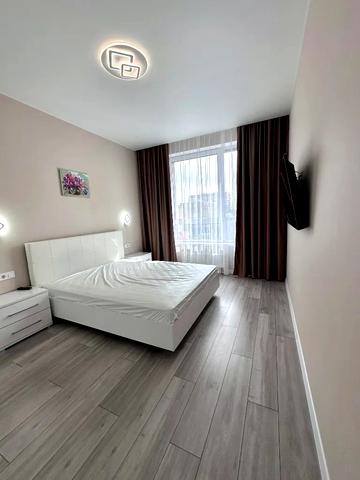 Олеся Гончара вул., 40