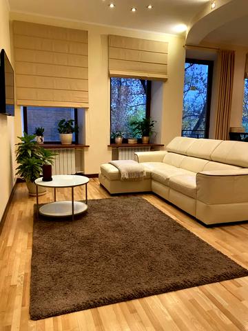 Олеся Гончара вул., 37-А